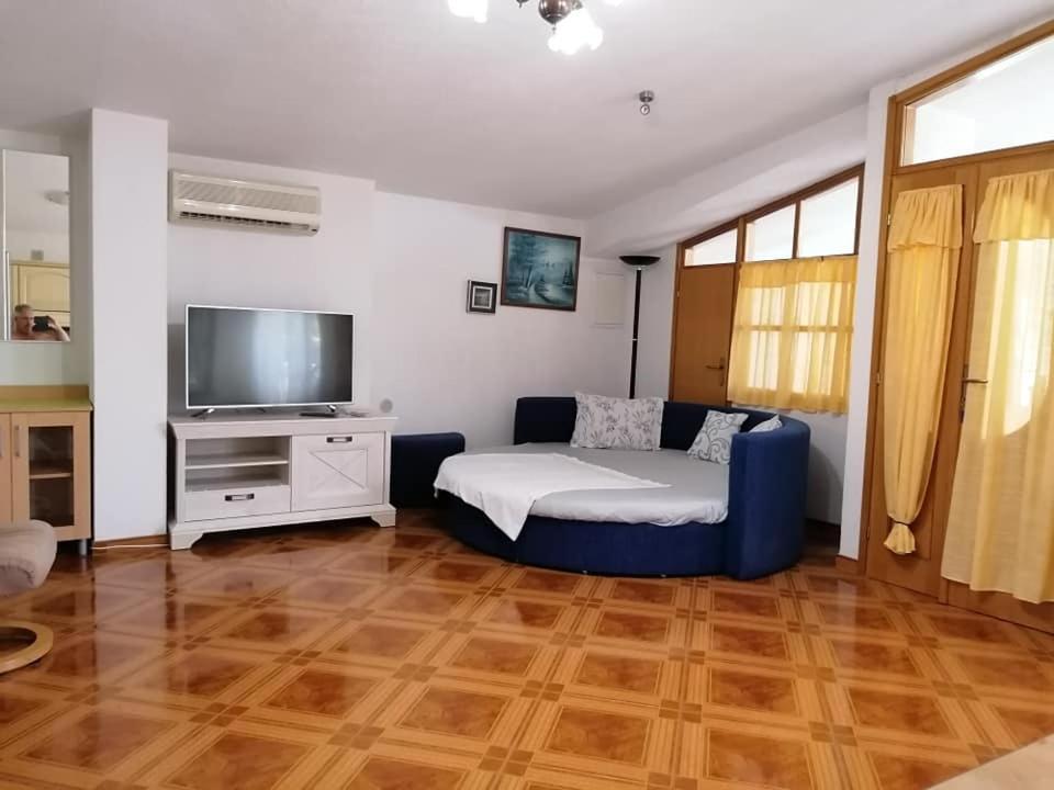 Apartamento Pacho Baška Voda Exterior foto