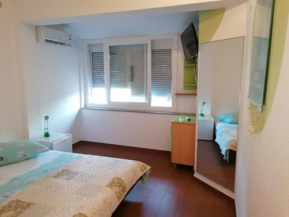 Apartamento Pacho Baška Voda Exterior foto