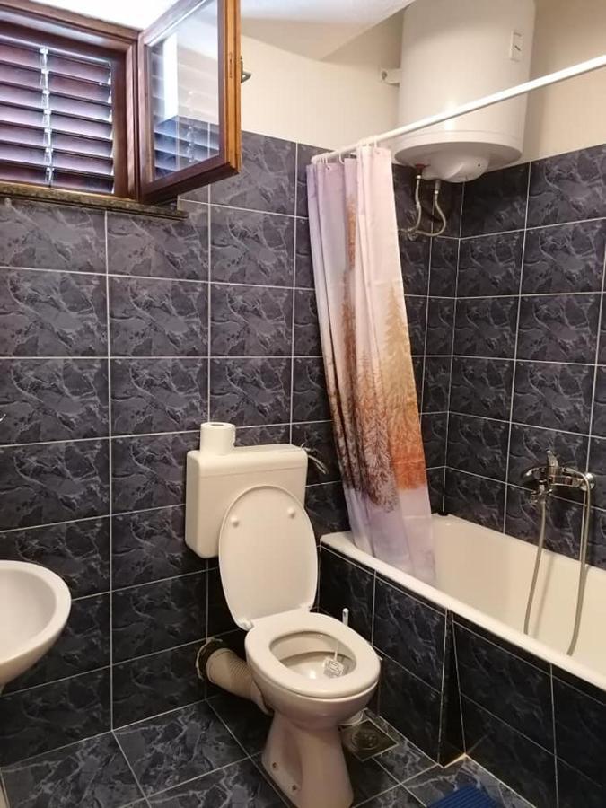 Apartamento Pacho Baška Voda Exterior foto