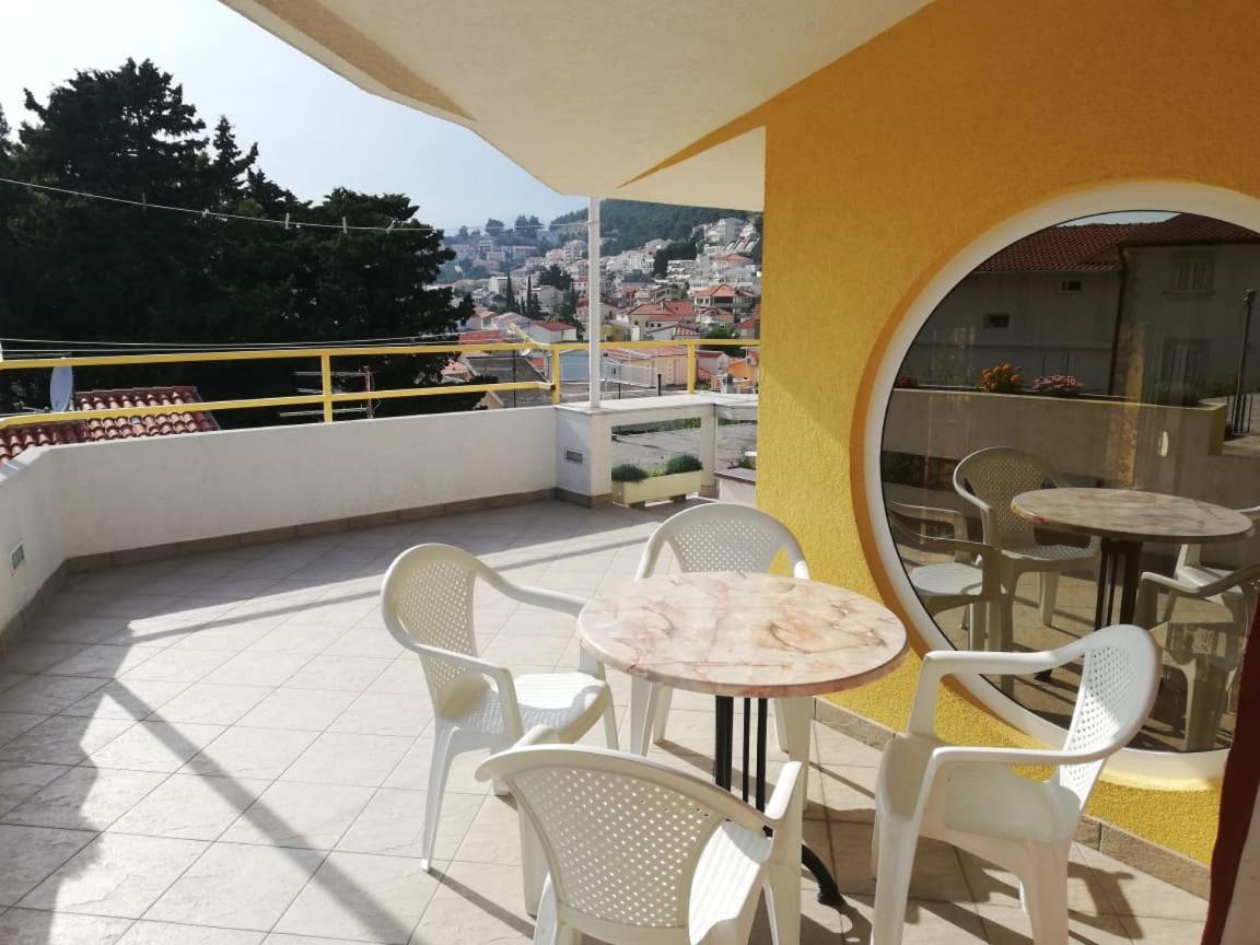 Apartamento Pacho Baška Voda Exterior foto