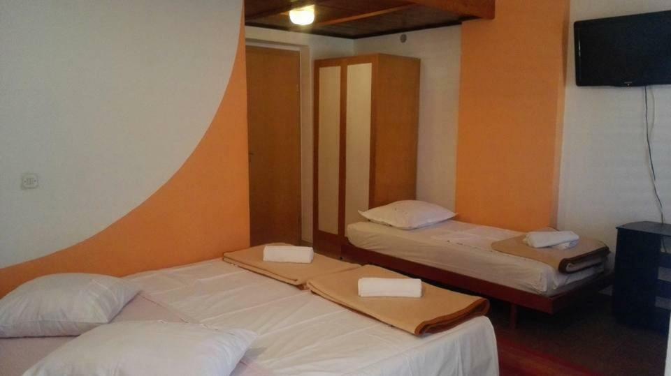 Apartamento Pacho Baška Voda Exterior foto