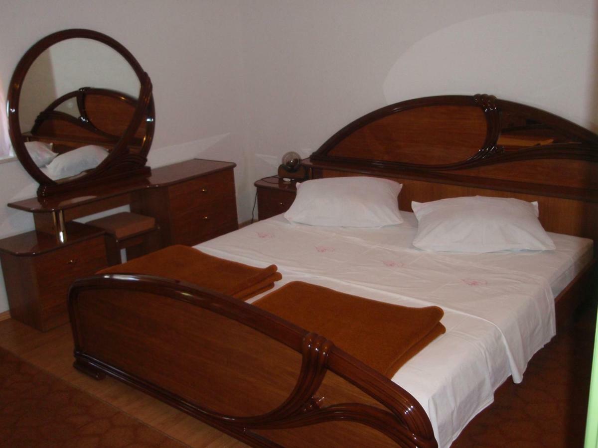 Apartamento Pacho Baška Voda Exterior foto