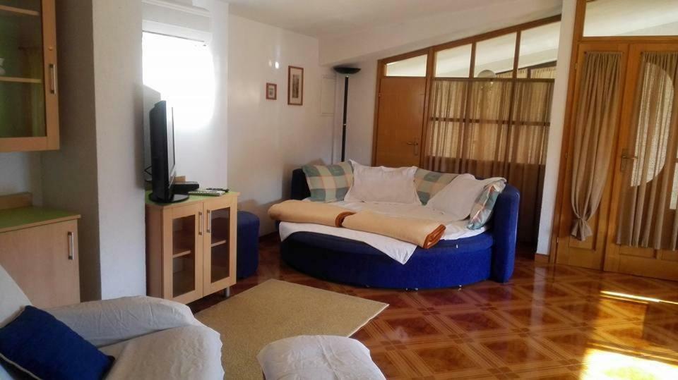 Apartamento Pacho Baška Voda Exterior foto