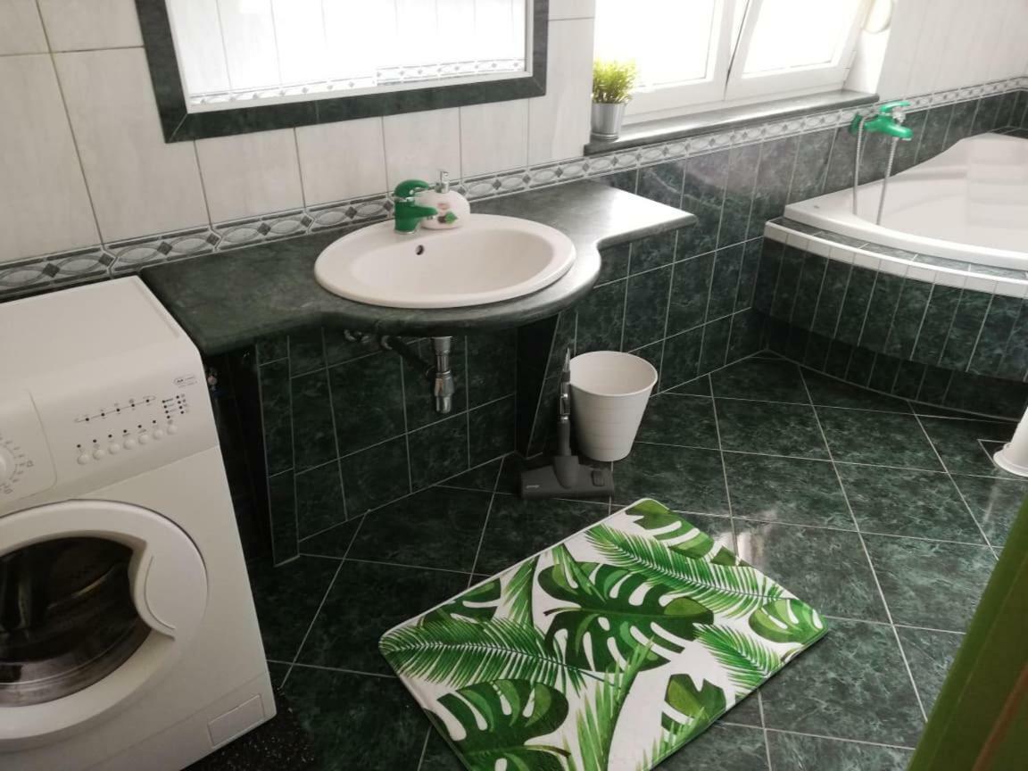 Apartamento Pacho Baška Voda Exterior foto